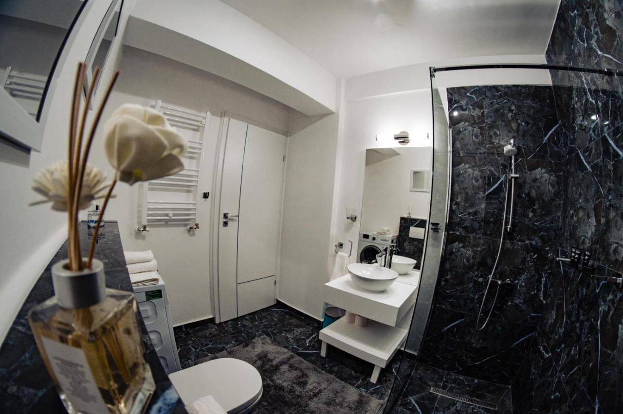 Turcoazlux Apartments Nagyvárad Kültér fotó