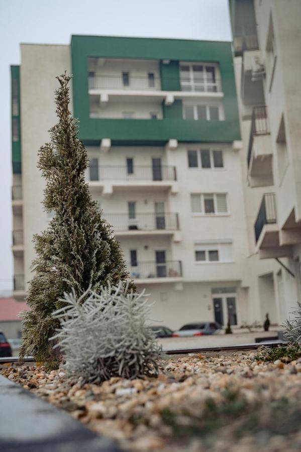 Turcoazlux Apartments Nagyvárad Kültér fotó